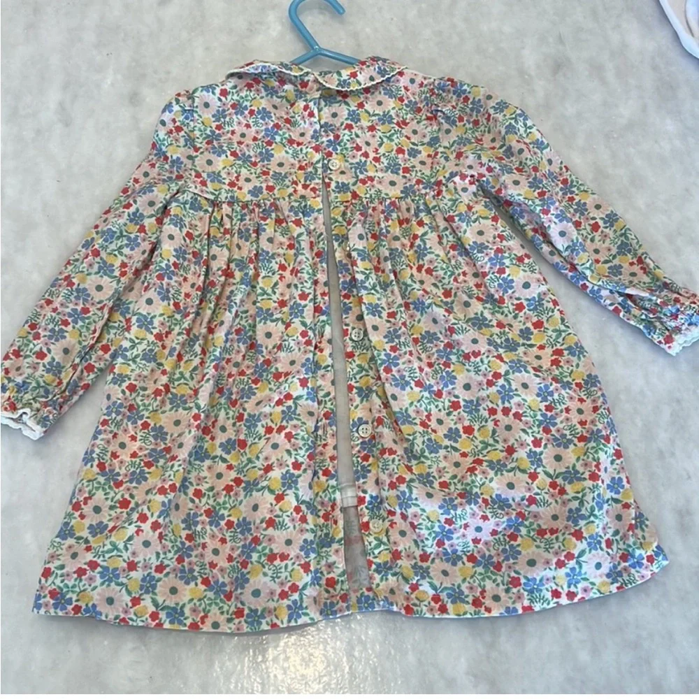EUC Baby Boden Zoo Safari dress. Lined button back. Size 2-3 years